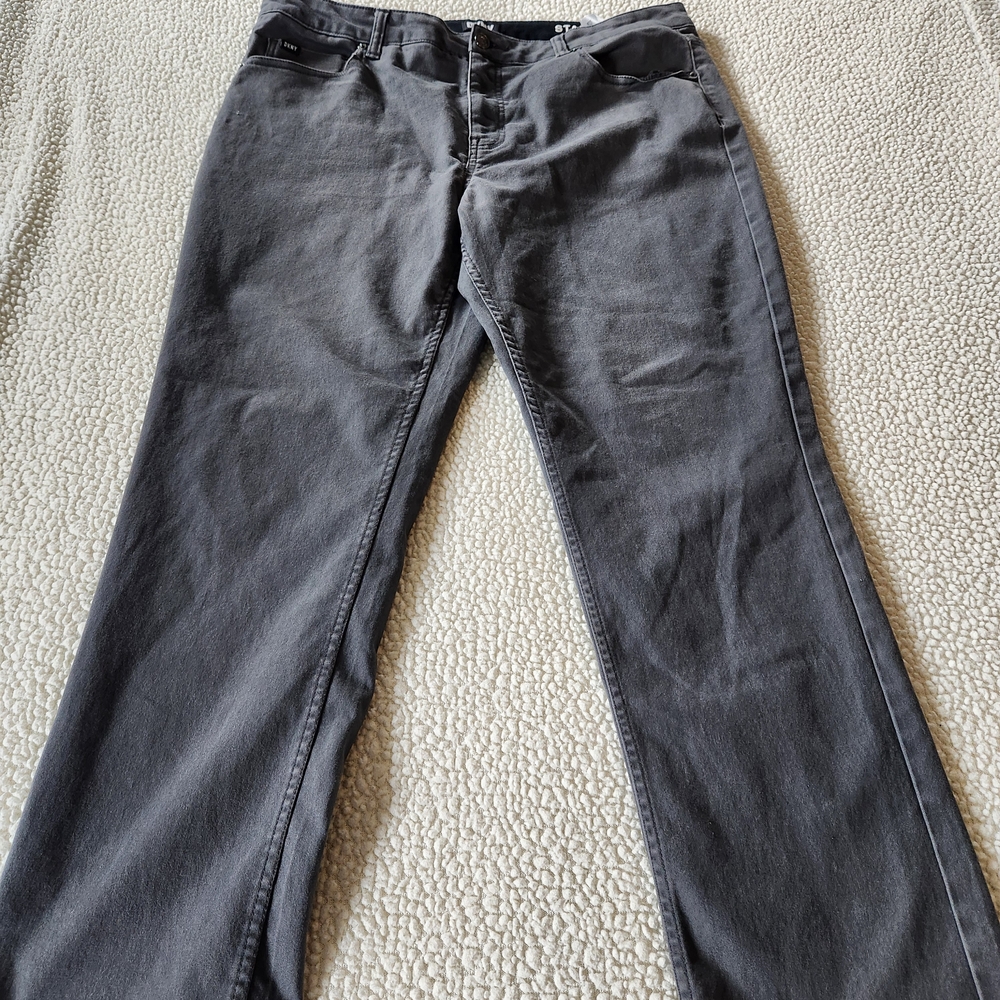DKNY Stanton Chinos Mens Size 36x30